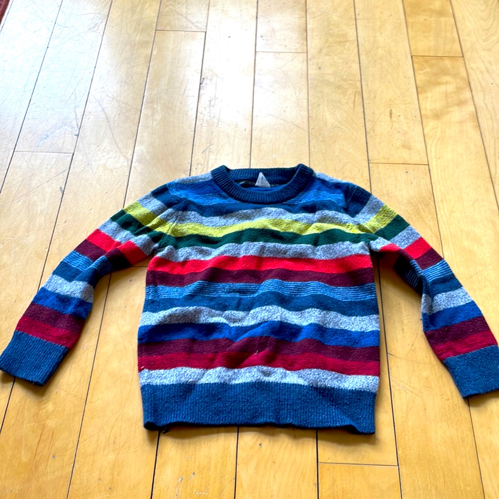 Size 4 Gap Sweater